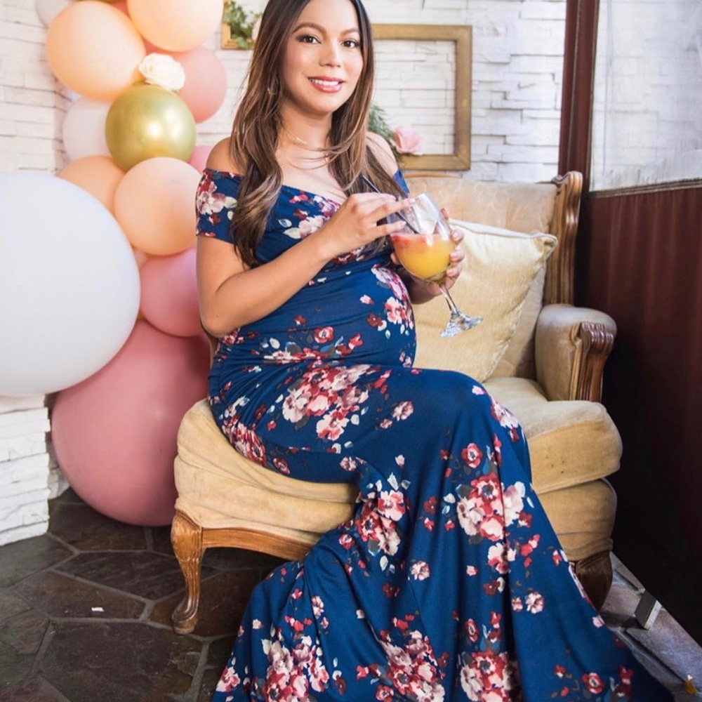 Pink Blush Maternity Blue Floral Dress Small